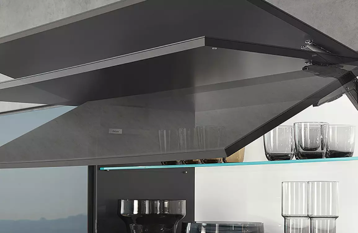pic_cms_marke_blum_klappen_2a_mig_redesign_1400x913px